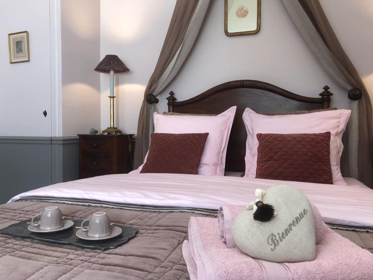 Les Aurochs Bed & Breakfast กรีโมด์ ภายนอก รูปภาพ